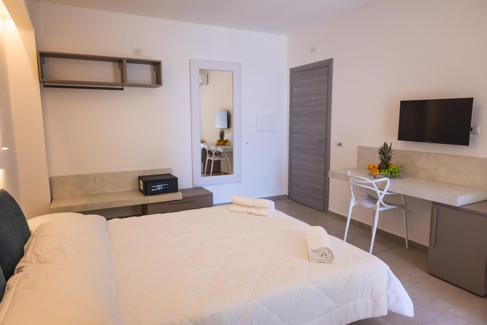 Atena Room Letojanni Exterior photo